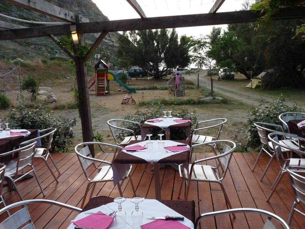 Camping Mobile Home U Sole Marinu Patrimonio Exteriér fotografie